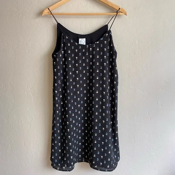 blue rain floral dress Blue Rain Swing Dress Womens Medium Blue Floral Chiffon Long Sleeve Boho Ruffle